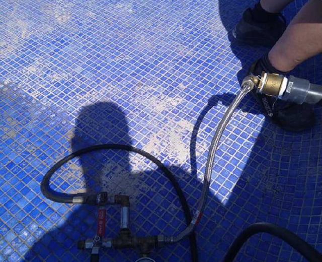 Localización de fuga de agua en Mas Camarena